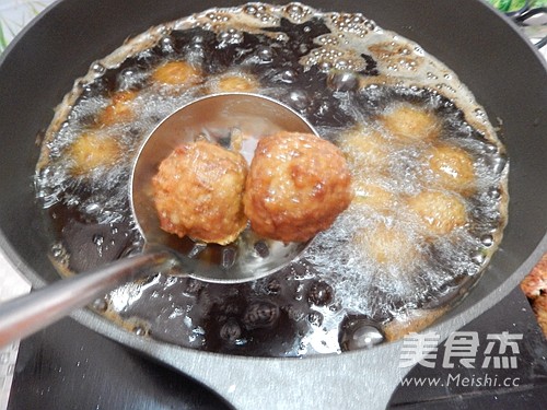 Fried Lotus Root Balls recipe