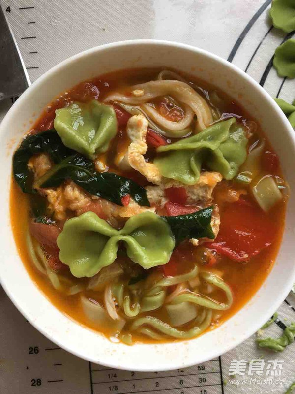 Tomato and Egg Colored Noodles recipe