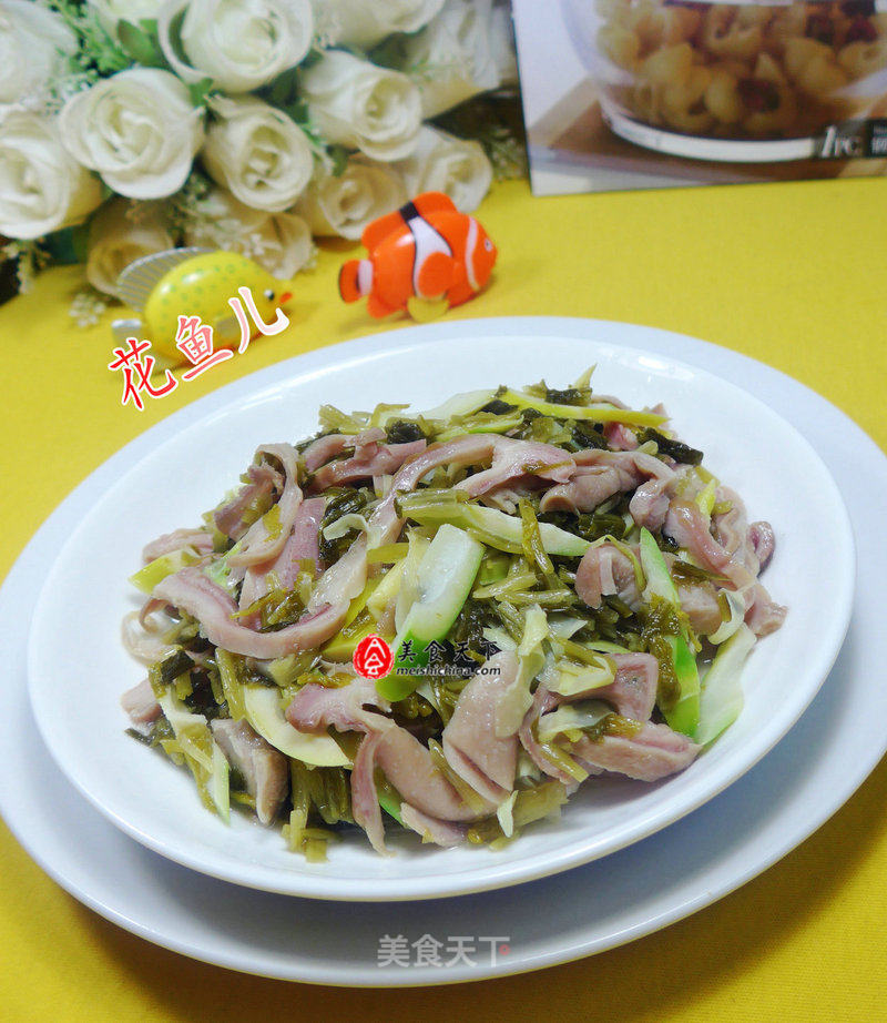 Stir-fried Pork Belly with Pickled Vegetables and Leishan