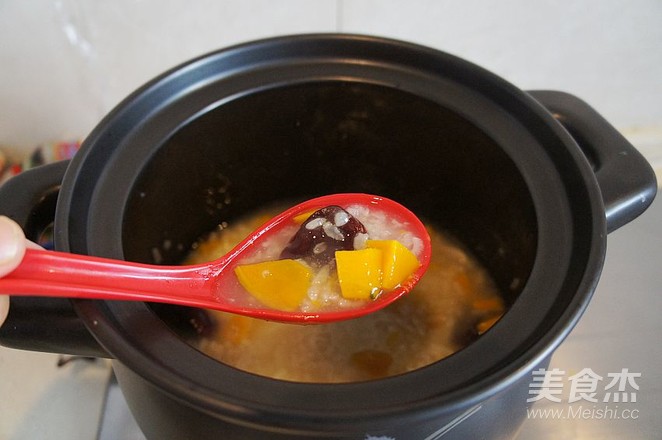 Glutinous Rice Porridge with Lily, Pumpkin, Red Dates recipe