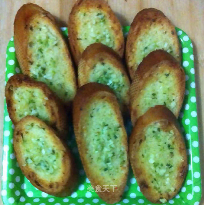 Garlic Bread ~ Fragrant and Crunchy recipe