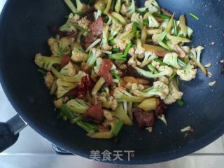 Stir-fried Cauliflower with Bacon recipe