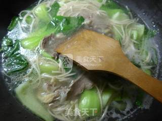 Green Vegetable Beef Soba Noodles recipe