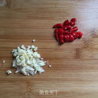 Malantou Mixed with Dried Tofu recipe