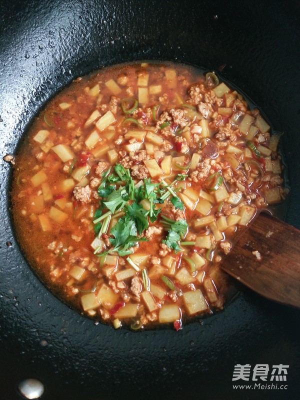 Noodles with Potato Fried Sauce recipe