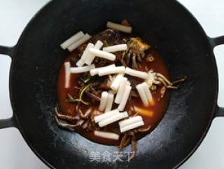 Korean Rice Cake Seared Hairy Crab recipe