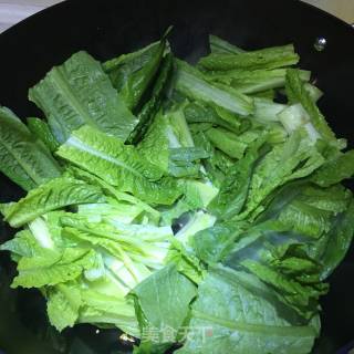 Stir-fried Lettuce Leaves with Garlic recipe