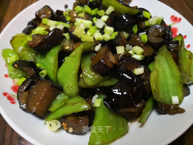 Stir-fried Green Peppers with Eggplant recipe