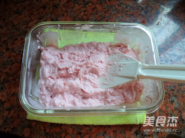 Dragon Fruit Glutinous Rice Cake recipe