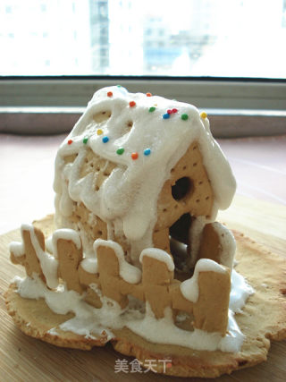 Mini Christmas Gingerbread House recipe