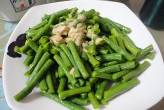Cowpeas with Sesame Sauce recipe