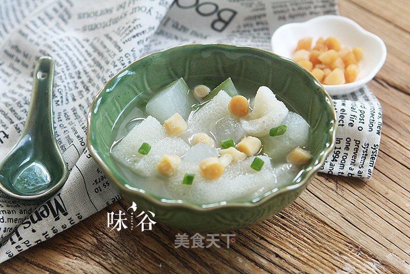 Bamboo Fungus, Scallop and Winter Melon Soup recipe