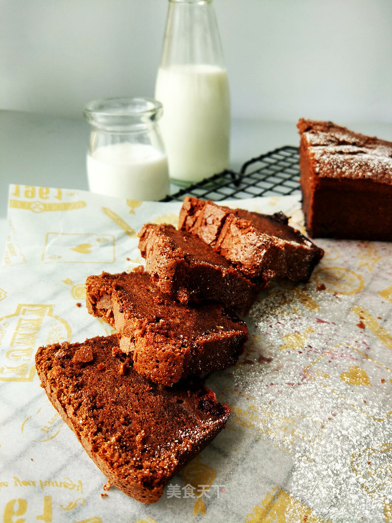 #aca烤明星大赛# Mulberry Brownie Cake recipe