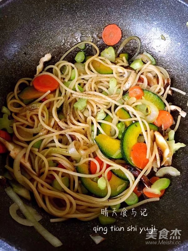 Stir-fried Pasta with Broccoli Stems, Vegetables and Soy Sauce! recipe