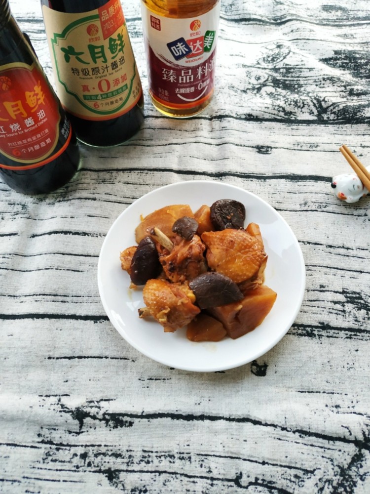 Kuaishou's Northeast Stew Does It this Way-potato Stew with Chicken