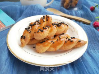 Oven Version of Black Sesame Small Twist recipe