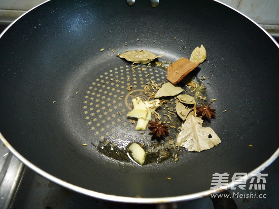 Braised Pork Claypot recipe