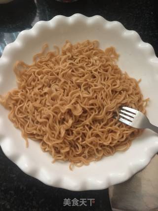 Fried Dry Noodles recipe