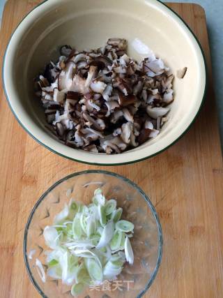Mushroom and Vegetable Buns recipe