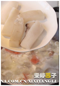 Crab White Tofu Seafood Soup recipe