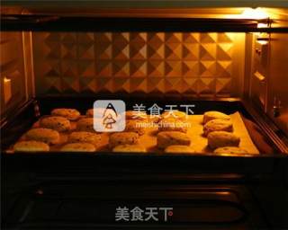 How to Make Salty Black Sesame Muffins recipe