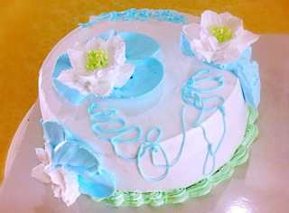 Water Lily Cream Cake recipe