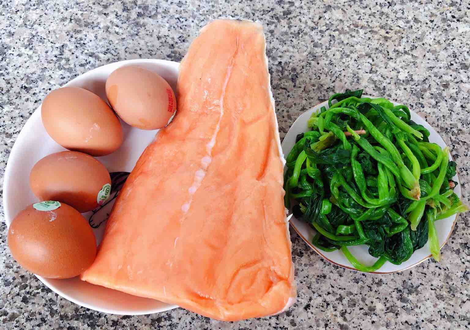 Steamed Custard with Salmon and Spinach recipe