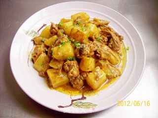 [tiantian Gourmet Boy Chicken] 1#——curry Chicken Pieces and Potatoes recipe