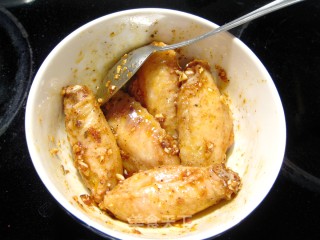 Garlic Spicy Chicken Wings recipe