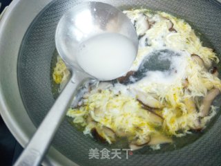 Mushroom Egg Soup recipe