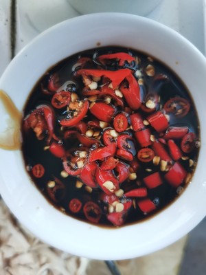 Hot and Sour Chicken Shredded with Cold Sauce recipe