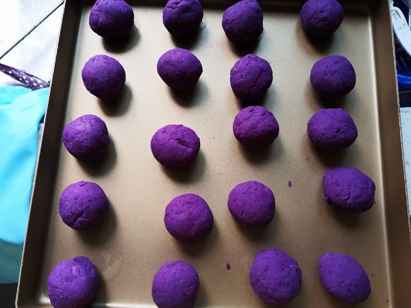 Corn Flour Purple Potato Buns recipe