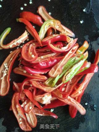 Fried Gluten with Red Pepper recipe