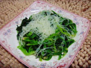 Spinach Mixed with Vermicelli. recipe