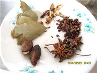 Delicious Braised Chicken Feet recipe