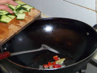 Stir-fried Lily with Fungus and Cucumber recipe