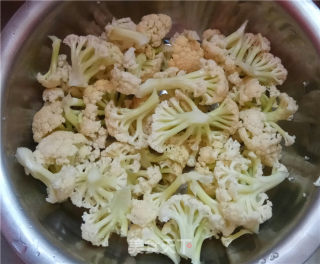 Cauliflower Stir-fried Shiitake Mushrooms recipe