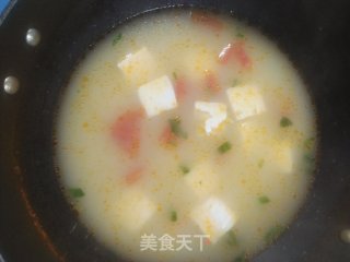 Tomato Sea Bass Tofu Soup recipe