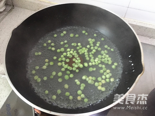 Fried Rice with Red Japonica Rice recipe