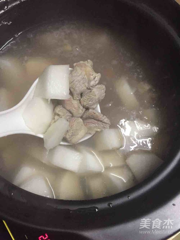 Beef Tendon Stewed with Radish recipe