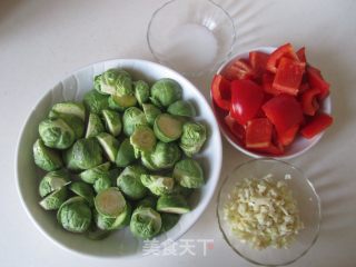 Cabbage with Garlic, Bell Pepper and Kale recipe