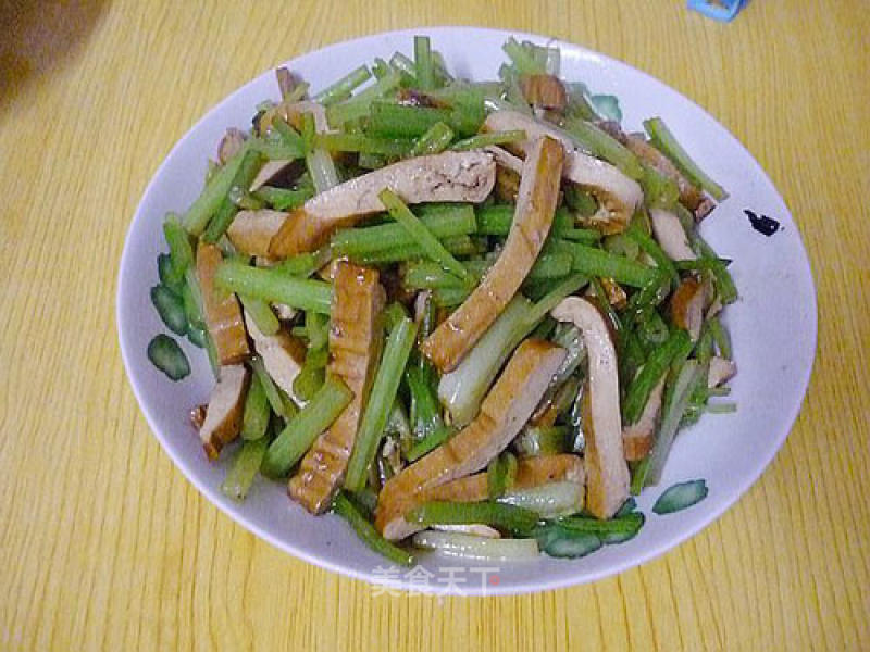 Celery Stir-fried Tofu recipe