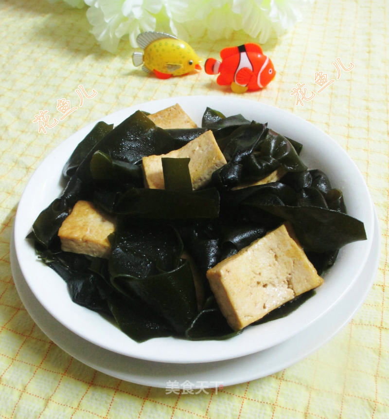Old Tofu Braised Kelp Knot recipe