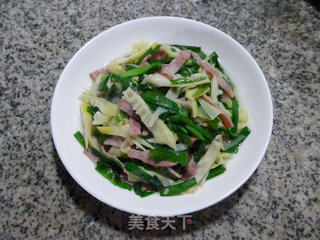 Stir-fried Bamboo Shoot Tips with Chives and Bacon recipe