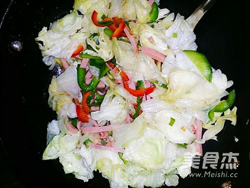 Stir-fried Lettuce with Double Pepper Ham recipe