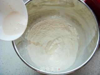 Raisin Soft European Bun recipe
