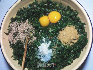 Crispy Shepherd's Purse Meatballs recipe