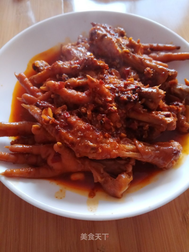 Yellow Braised Chicken Feet recipe