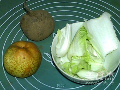 Cabbage Beetroot Pear Drink recipe