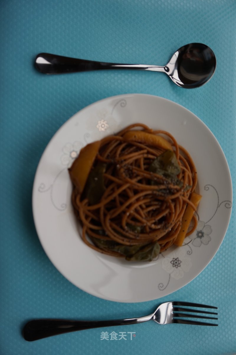 #花样美食# Braised Pasta with Potatoes and Beans recipe